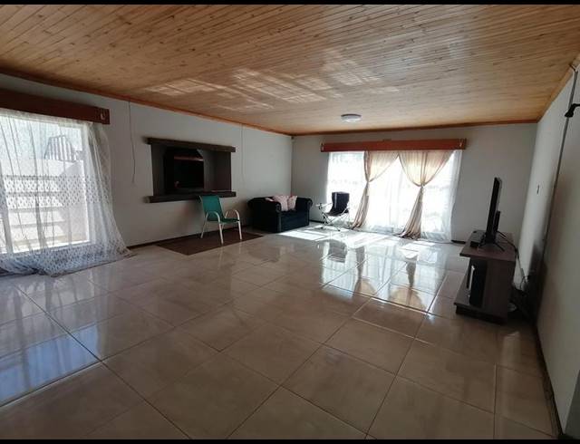 4 BEDROOM HOUSE FOR SALE IN BRENTHURST